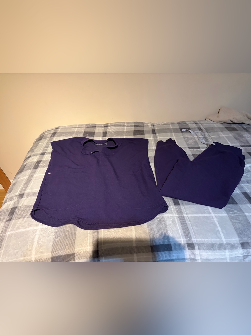 Figs Women's Purple jam scrubs set Zamora pants size S Rafaela top XS